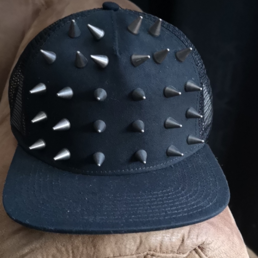 NEONLIGHTS CAP 🖤
